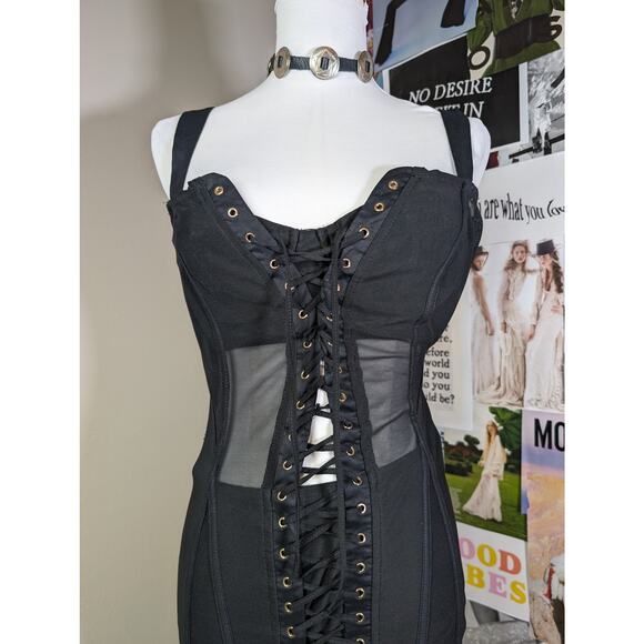 Oh Polly Corset Dress - Picture 3 of 6
